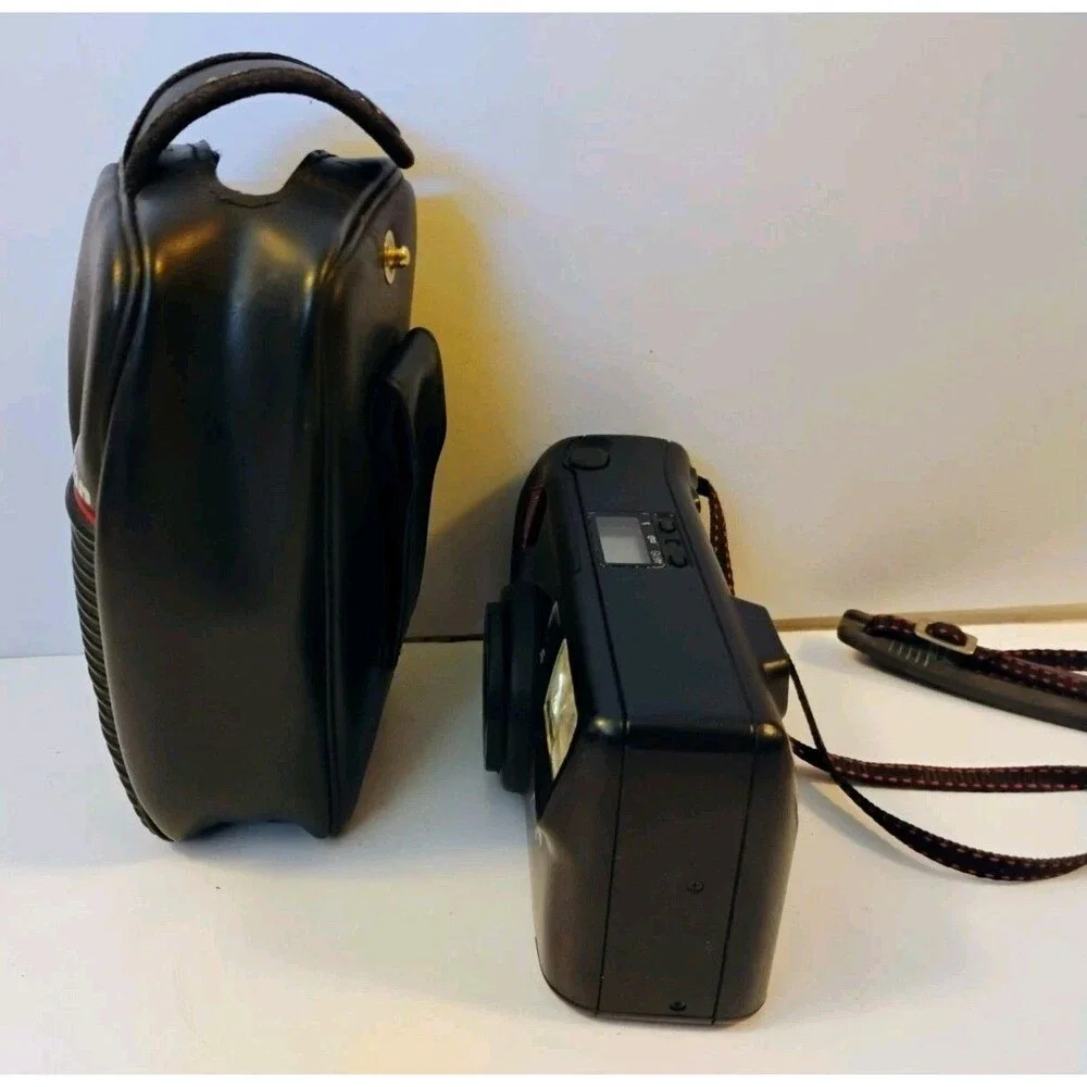 Vintage Nikon Zoom Touch 400 35mm Film Camera w/ Case Untested As-Is